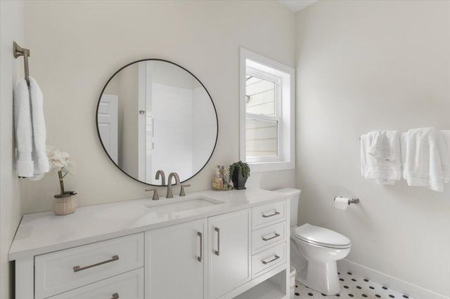 4698 Wallace Road NW, Salem, OR 97304