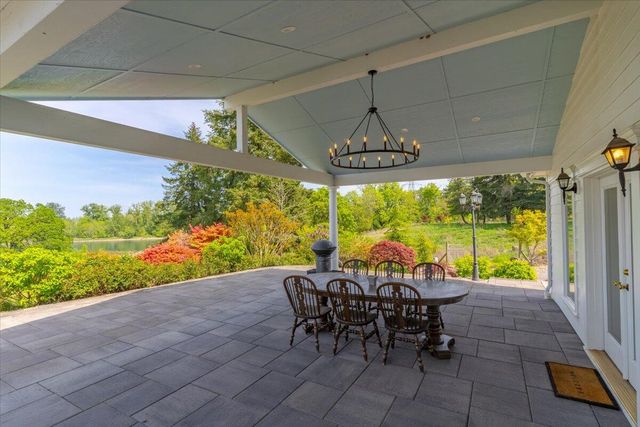 4698 Wallace Road NW, Salem, OR 97304