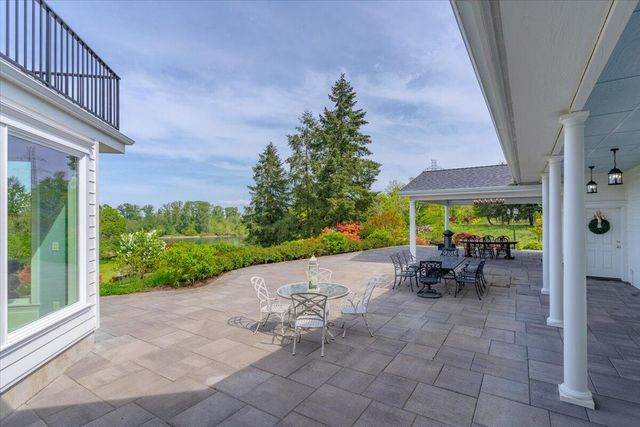 4698 Wallace Road NW, Salem, OR 97304