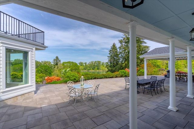 4698 Wallace Road NW, Salem, OR 97304