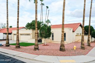 1305 N SPRING Circle, Mesa, AZ 85203