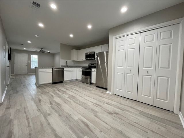 310 Manuel Drive A-D, College Station, TX 77840