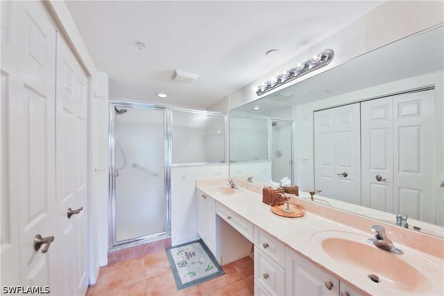 5105 Cedar Springs DR 101, Naples, FL 34110