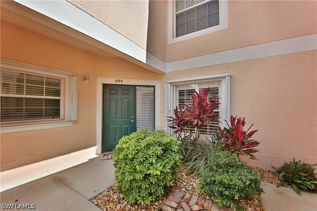 5105 Cedar Springs DR 101, Naples, FL 34110