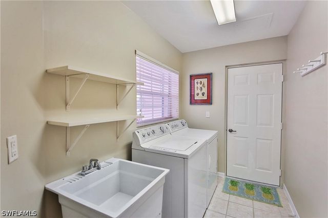 5105 Cedar Springs DR 101, Naples, FL 34110