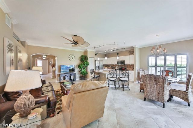 5105 Cedar Springs DR 101, Naples, FL 34110