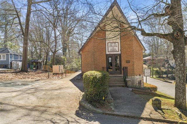 481 Pine Drive, Pine Lake, GA 30083