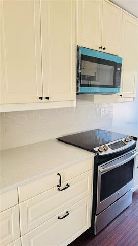 3661 STERLING ROAD, Venice, FL 34293