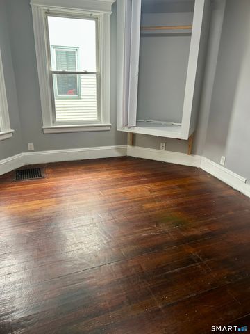 38 Otis Street 1FL, Hartford, CT 06114