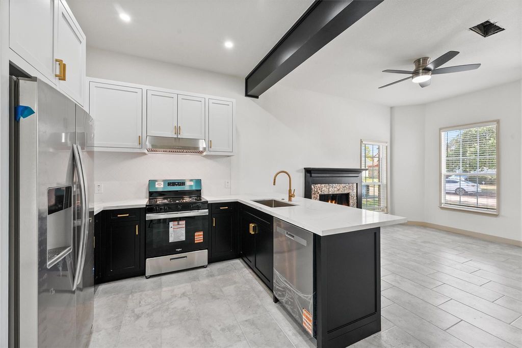 8506 Grand Knolls Drive, Houston, TX 77083