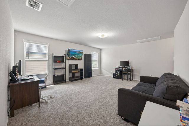 5910 FRISBEE PATH, Converse, TX 78109