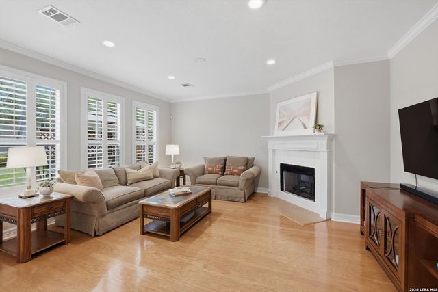 4509 RIDGE PEAK DR, Schertz, TX 78154