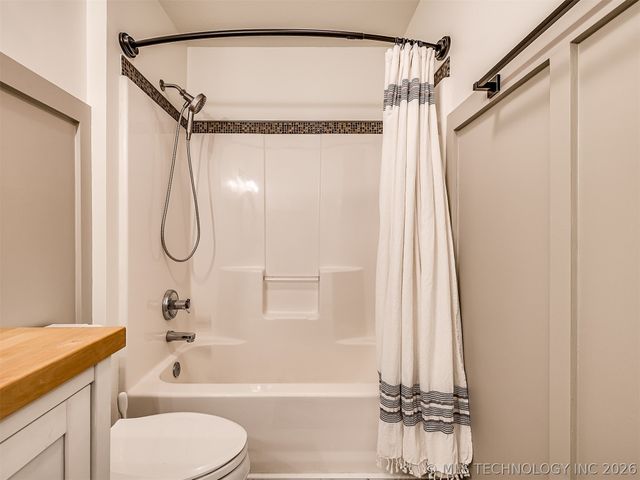 8535 E 82nd Street, Tulsa, OK 74133