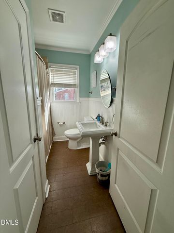 1689 Amelia Church Road, Clayton, NC 27520