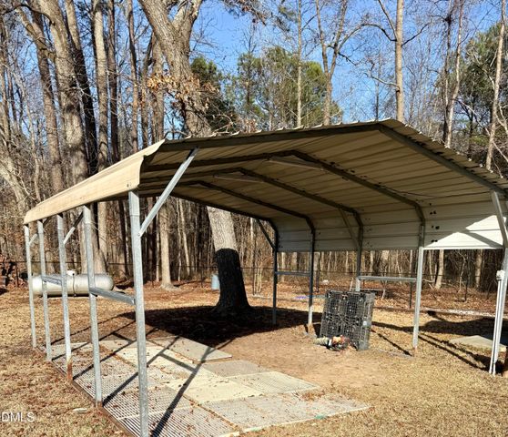 1689 Amelia Church Road, Clayton, NC 27520