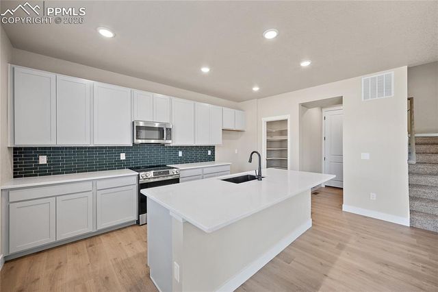 7716 Clear Amber Place, Colorado Springs, CO 80908