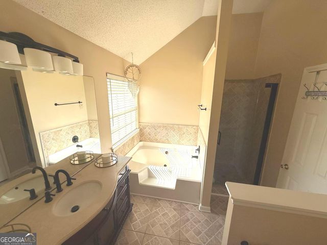 609 Jeans Circle, Stockbridge, GA 30281