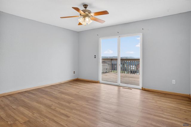 6754 DOVER LN, Summerset, SD 57718