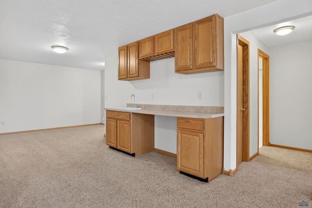 6754 DOVER LN, Summerset, SD 57718