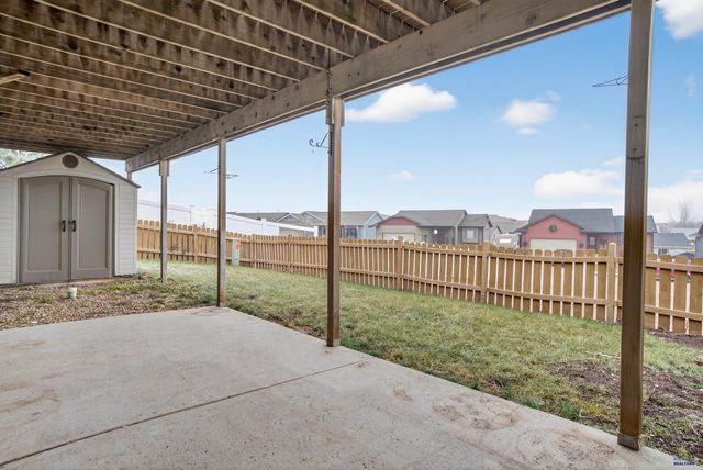 6754 DOVER LN, Summerset, SD 57718