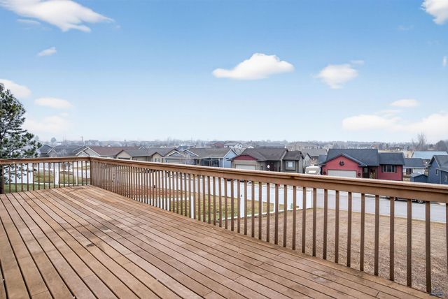 6754 DOVER LN, Summerset, SD 57718