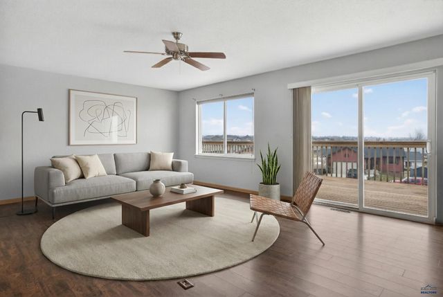 6754 DOVER LN, Summerset, SD 57718