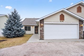 6754 DOVER LN, Summerset, SD 57718