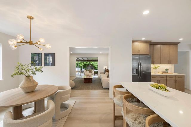 3590 Lupine Avenue, Palo Alto, CA 94303