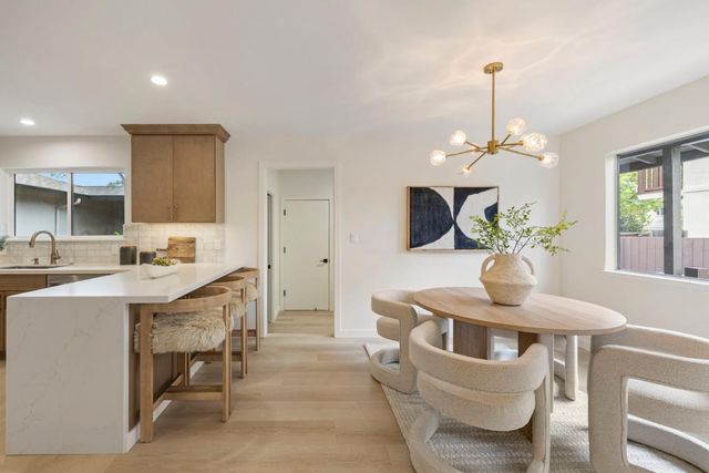 3590 Lupine Avenue, Palo Alto, CA 94303