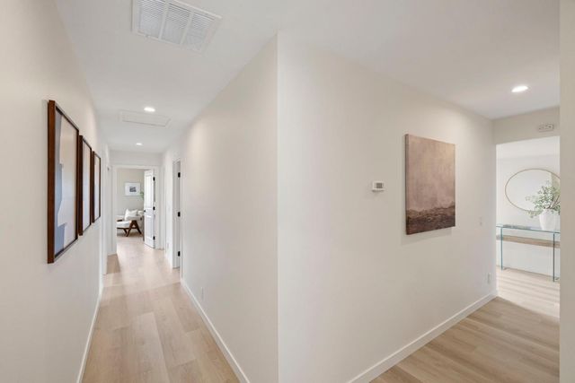 3590 Lupine Avenue, Palo Alto, CA 94303