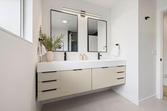 3590 Lupine Avenue, Palo Alto, CA 94303