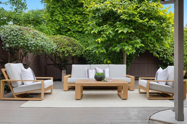 3590 Lupine Avenue, Palo Alto, CA 94303