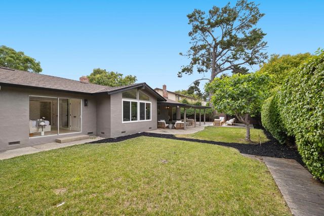 3590 Lupine Avenue, Palo Alto, CA 94303