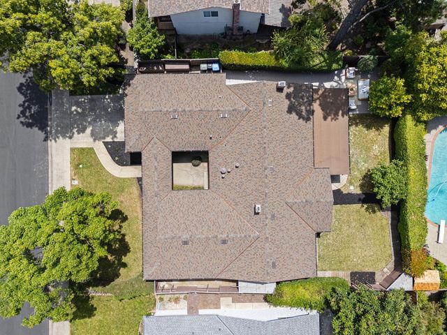 3590 Lupine Avenue, Palo Alto, CA 94303