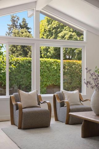3590 Lupine Avenue, Palo Alto, CA 94303