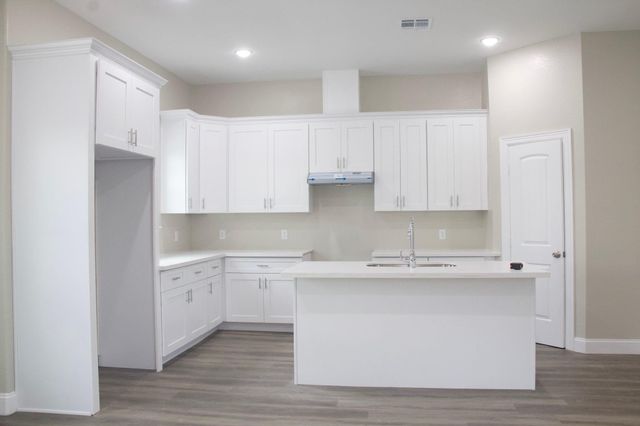 8309 Parker Road A, Houston, TX 77078