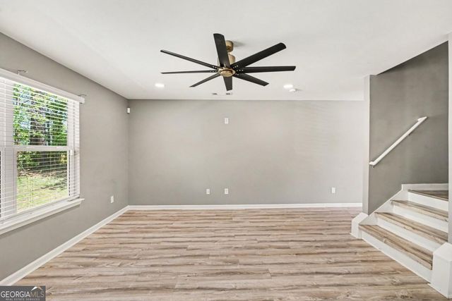 1128 Oak Hollow Lane, Hampton, GA 30228
