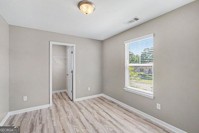 1128 Oak Hollow Lane, Hampton, GA 30228