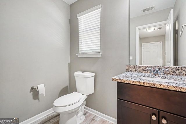 1128 Oak Hollow Lane, Hampton, GA 30228