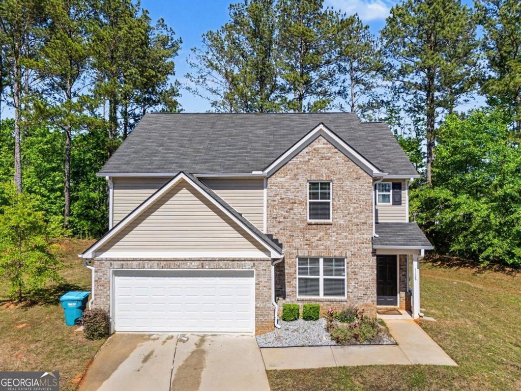 1128 Oak Hollow Lane, Hampton, GA 30228