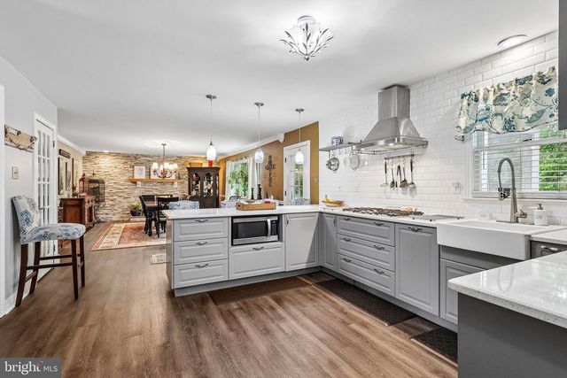 484 MOCKINGBIRD LN, Collegeville, PA 19426