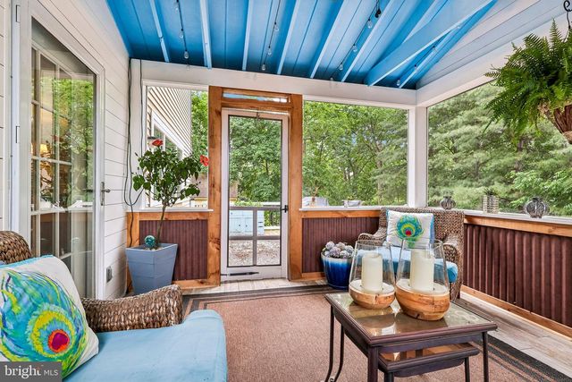 484 MOCKINGBIRD LN, Collegeville, PA 19426