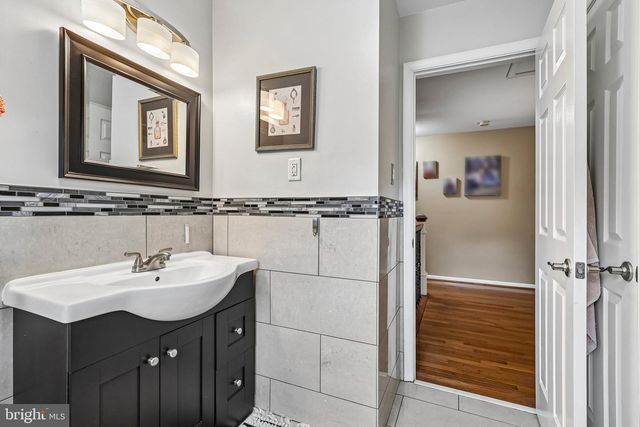 484 MOCKINGBIRD LN, Collegeville, PA 19426