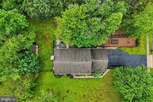 484 MOCKINGBIRD LN, Collegeville, PA 19426