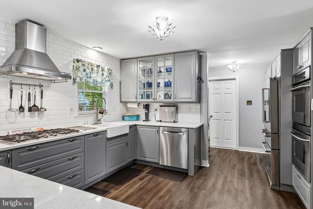 484 MOCKINGBIRD LN, Collegeville, PA 19426