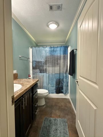 338 Spring Valley Street, Gun Barrel City, TX 75156