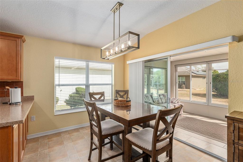 Image 11 of property listing at 9036 SE 120TH LOOP, Summerfield, FL 34491