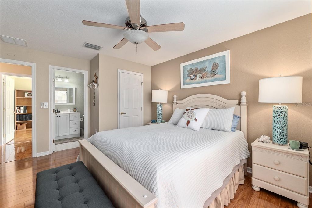 Image 20 of property listing at 9036 SE 120TH LOOP, Summerfield, FL 34491