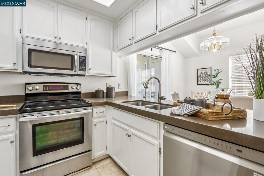 Image 16 of property listing at 108 Arbor Way, Milpitas, CA 95035