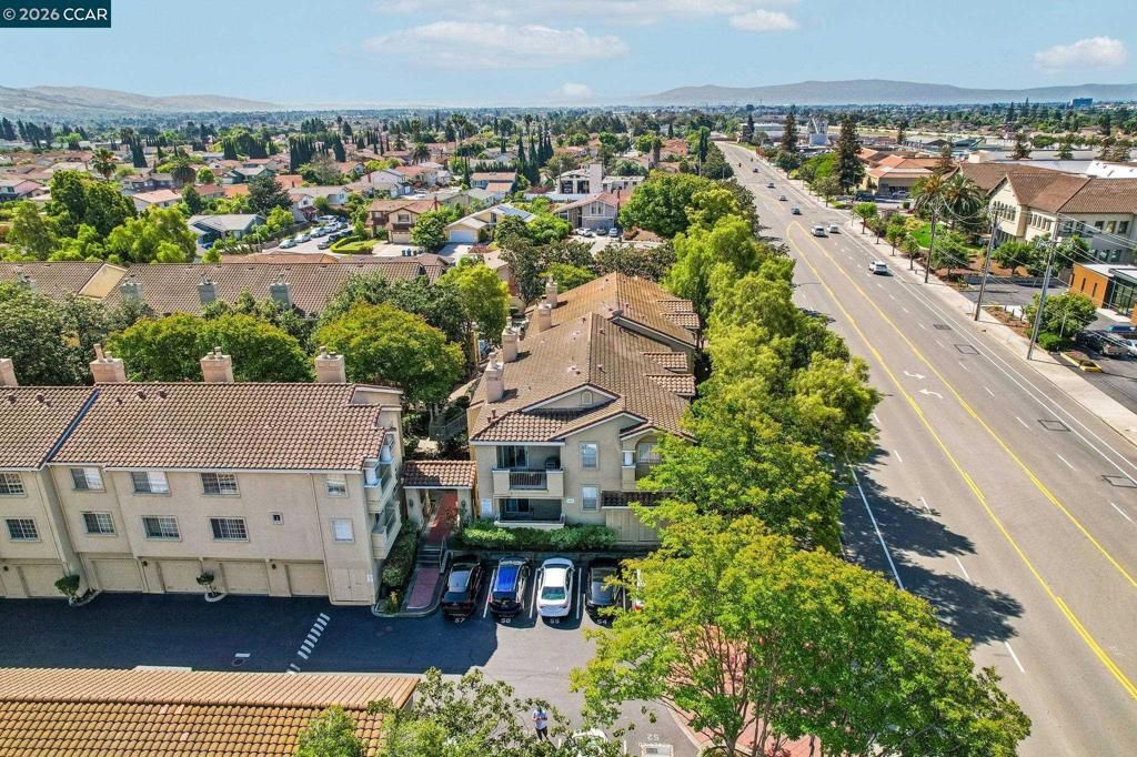 Image 31 of property listing at 108 Arbor Way, Milpitas, CA 95035